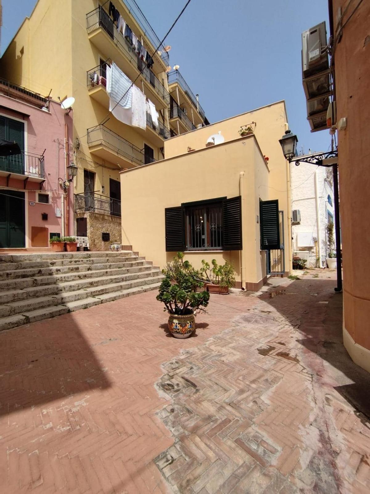 Villa Casa Maria Elena Santa Flavia Esterno foto